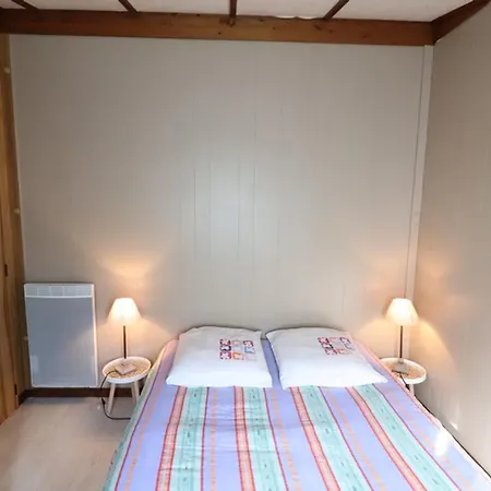 De Plain-pied Au Calme Avec Jardin Clos Pres D'aurillac, Ideal Pour Randonnees Et Villages Pittoresques - Fr-1-742-21